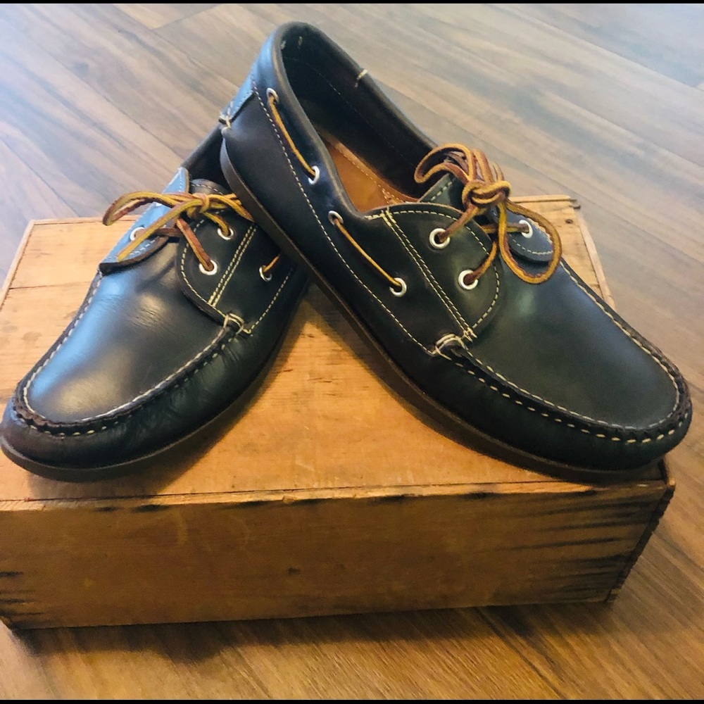 Gustin Men's Dark Green Leather Boat Shoes with Brown Laces